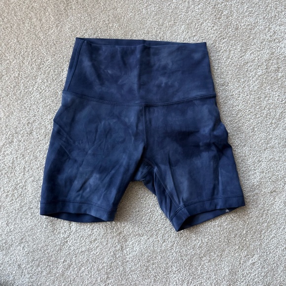 Lululemon Wunder Train High-Rise Short 6"  size 4 - Picture 3 of 7